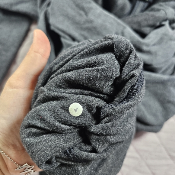 Lululemon Giant Hood (Neck Protection) Warm Pockets Hoodie Sz 4 - Picture 12 of 12